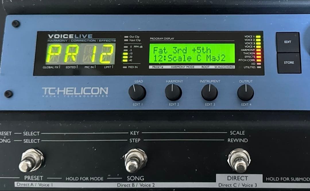 TC・HELICON ボーカルエフェクター VOICELIVE (初代)