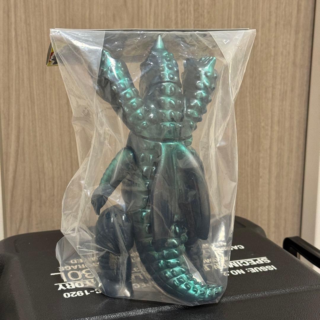 三つ首竜 超光沢グリーンメタリックVer. スタンダードサイズ　ソフビ