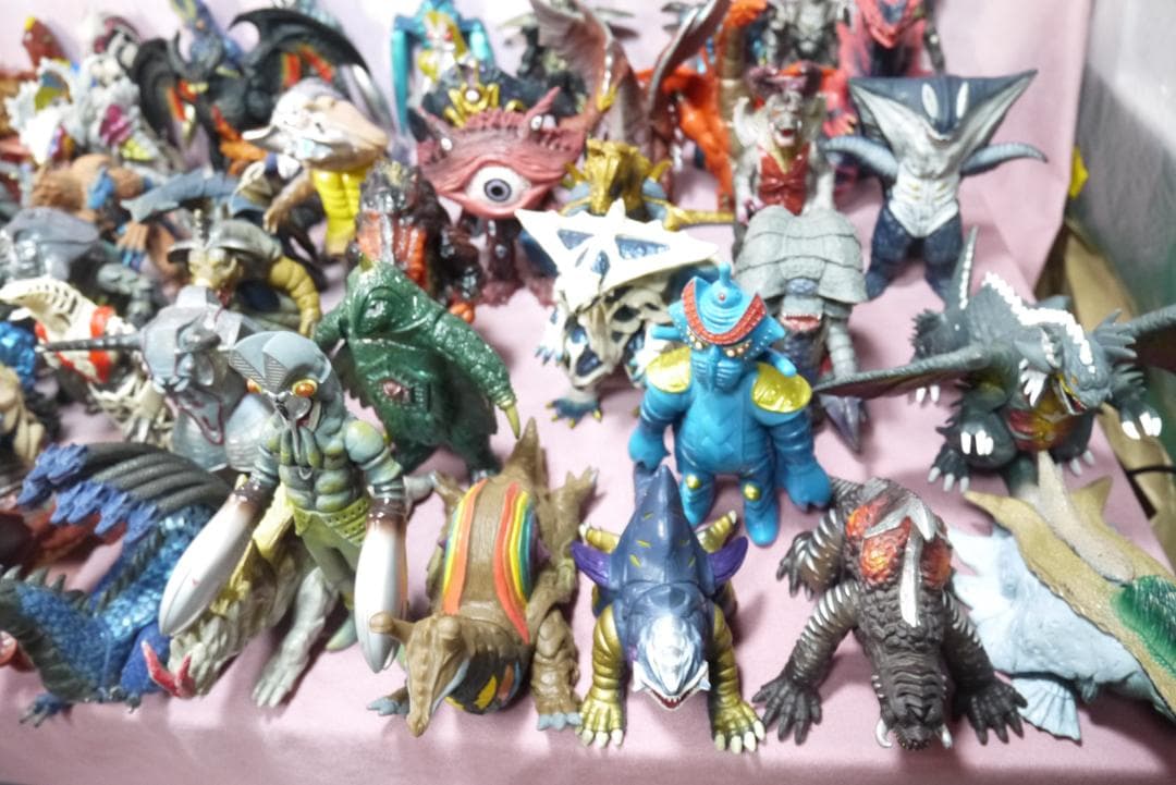 ウルトラ怪獣シリーズ　怪獣ソフビ　75体セット