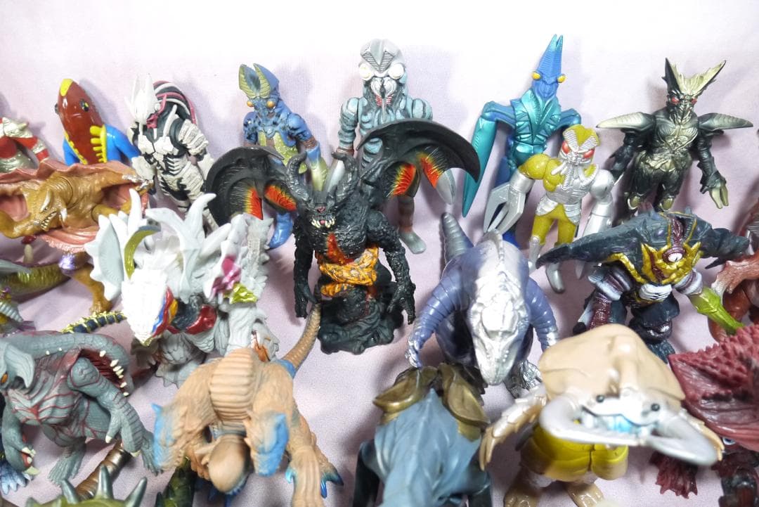 ウルトラ怪獣シリーズ　怪獣ソフビ　75体セット