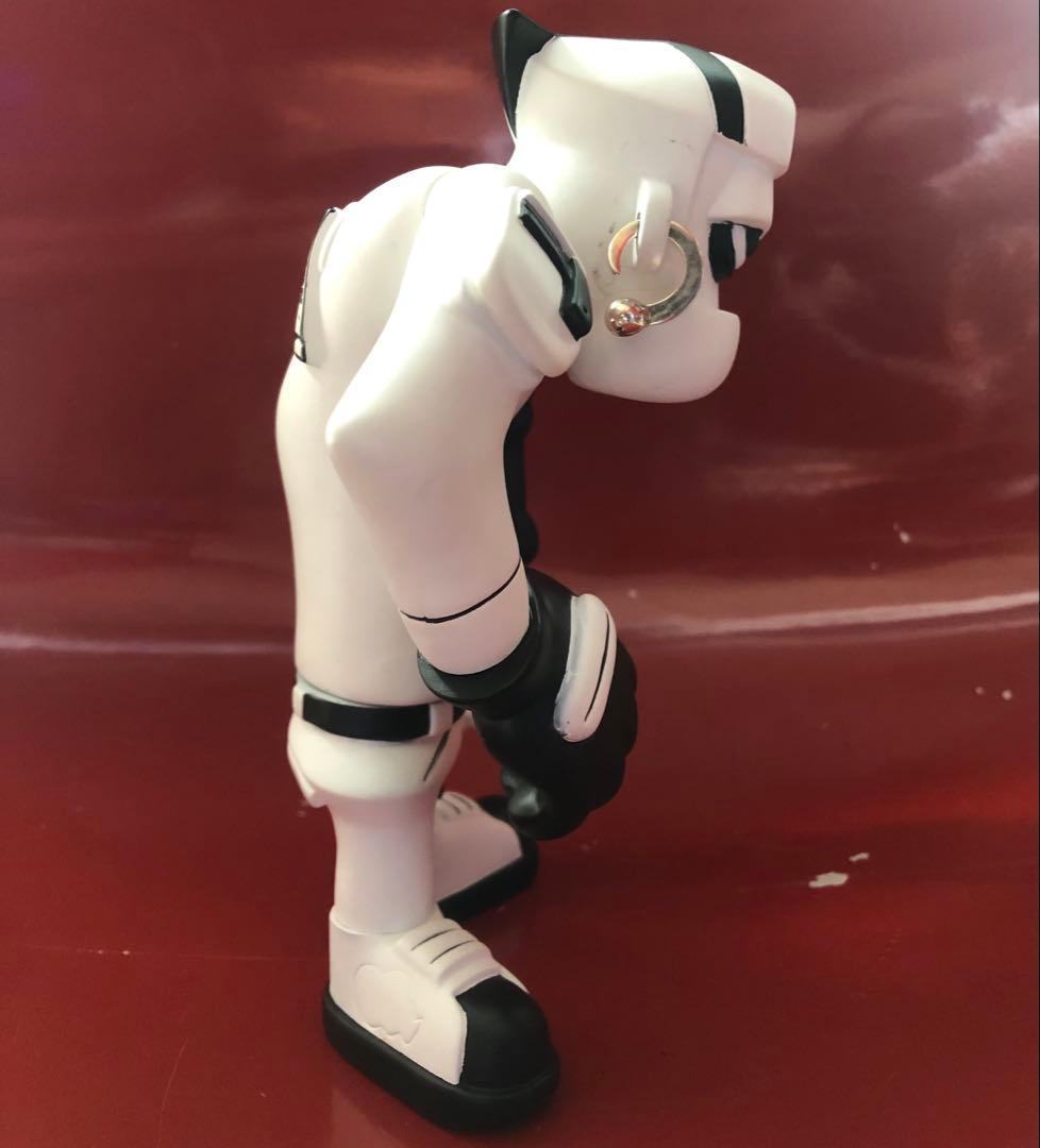 《Kenny sin》 フィギュア NO ORDER PUG デザイナーズトイ