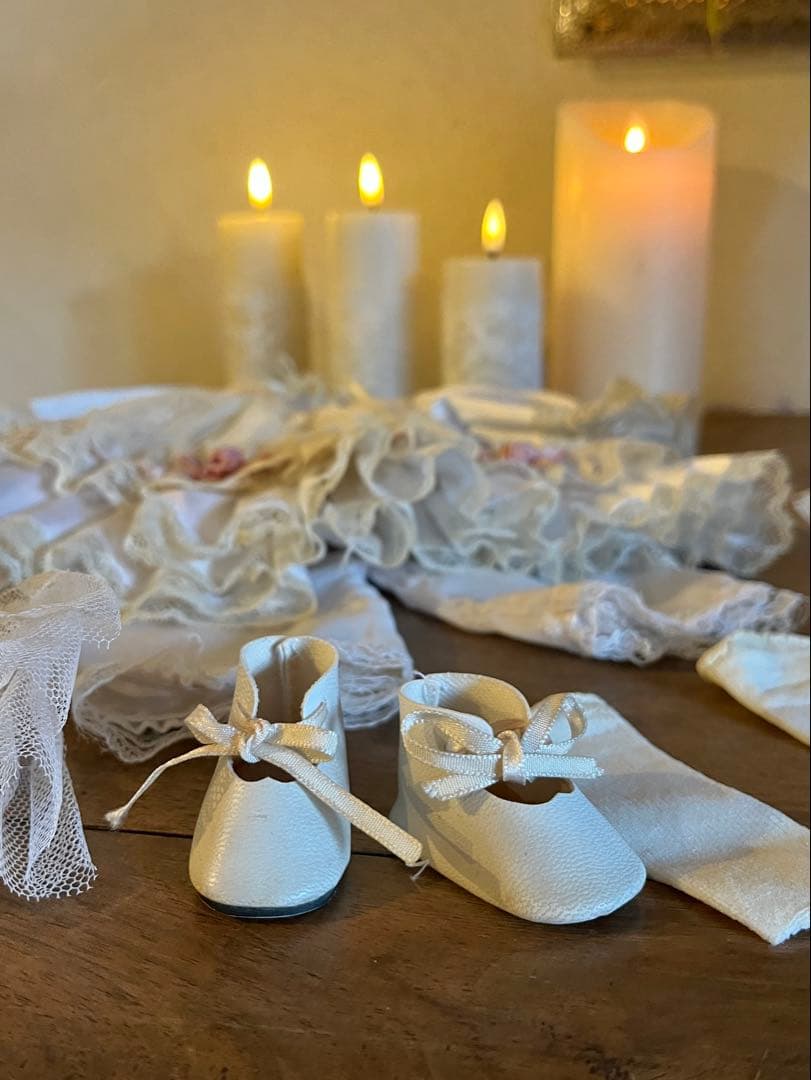 ◆フランスアンティーク｜限定1セットビスクドールフリルレスドレス靴ペチコート靴下