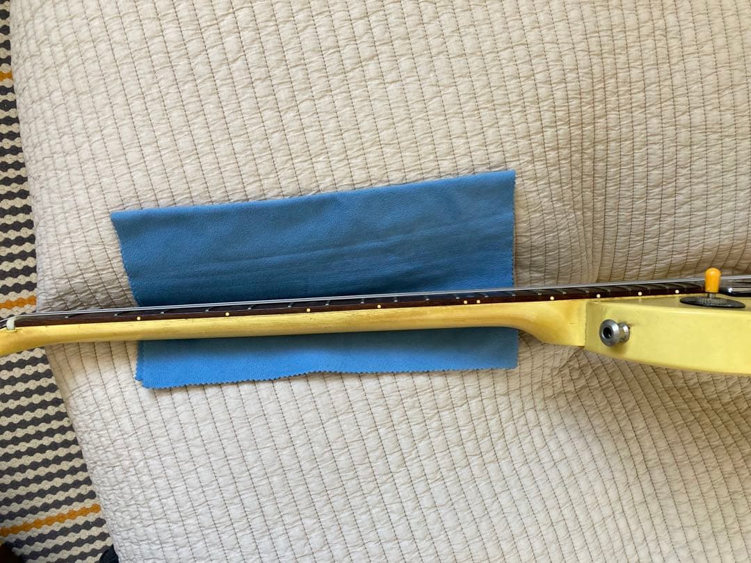 Gibson Les Paul　 VIＸＥN　イエロー　2006年製