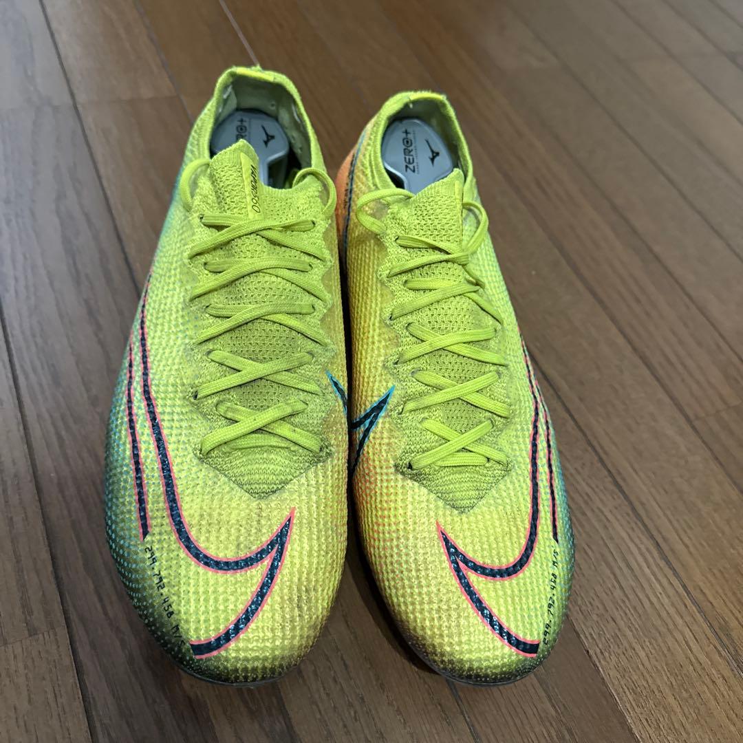 NIKEヴェイパーマーキュリアル13FG