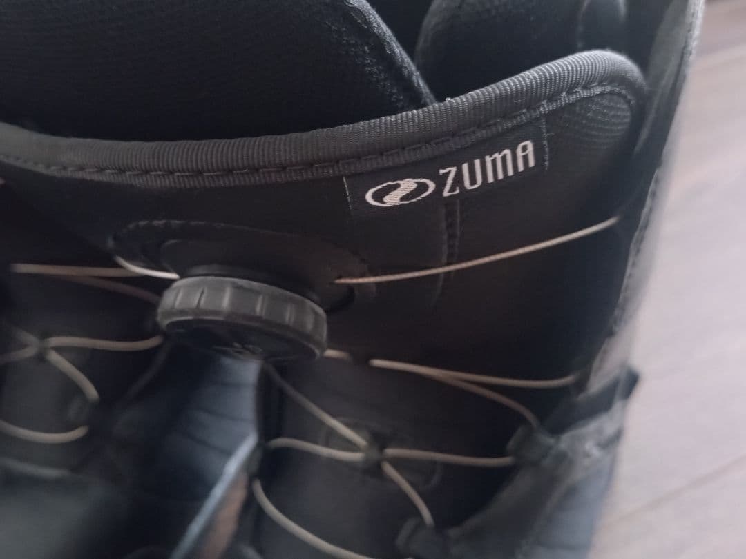 ZUMA スノーボードブーツ 手袋 バッグ付き