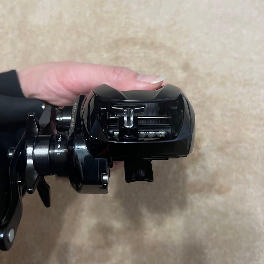 ジリオンTWHD1000 ダイワ　ベイトリール