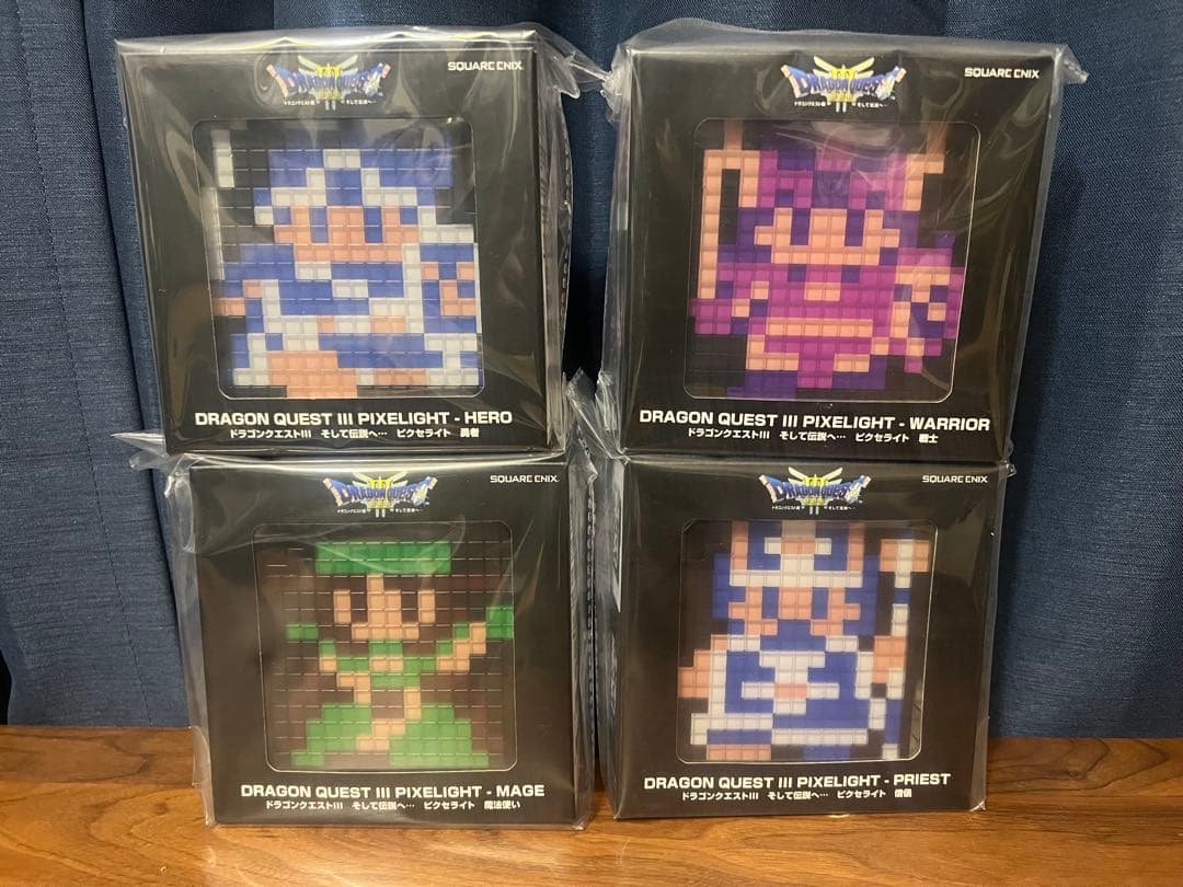 『新品未使用品』ドラクエ3 ピクセライト　勇者　戦士　僧侶　魔法使い