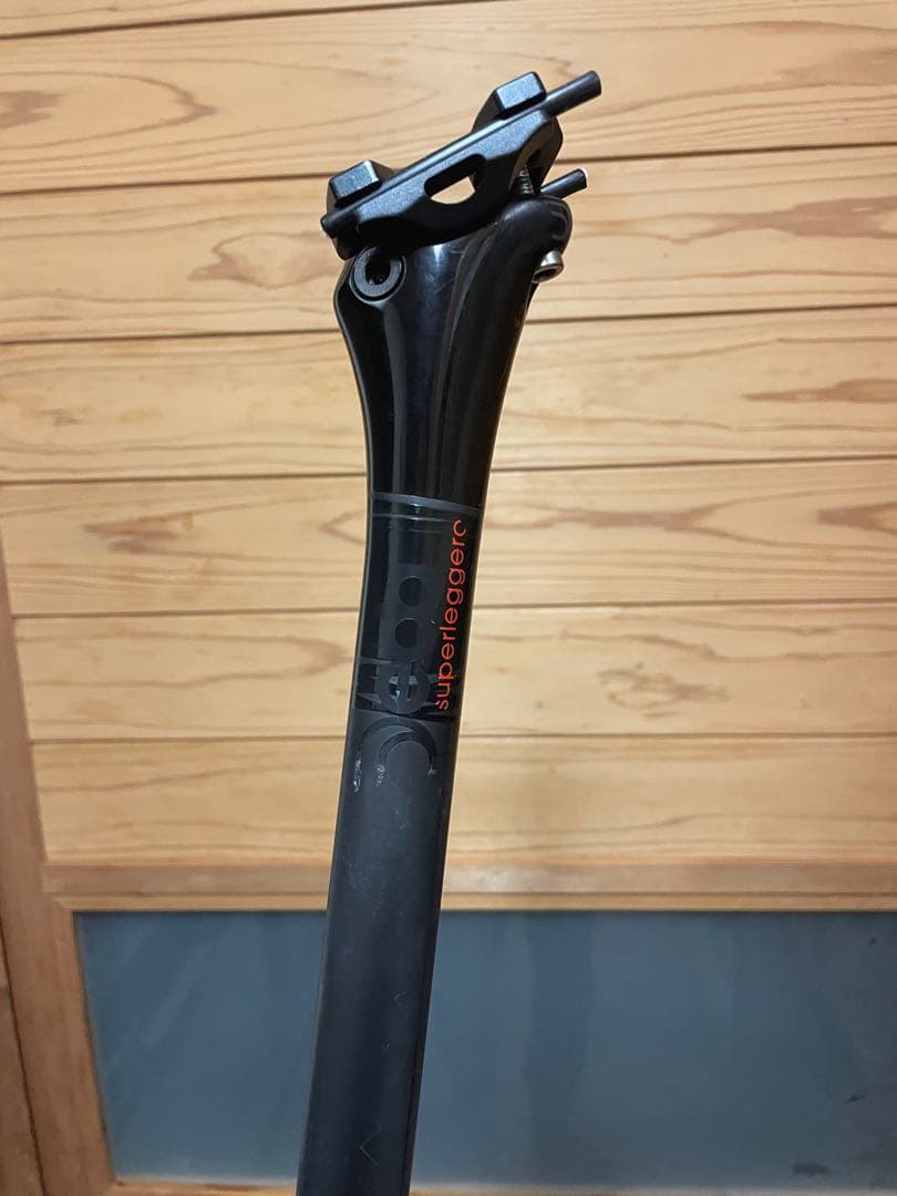 DEDA SUPER LEGGERO カーボン　シートポスト 軽量　27.2