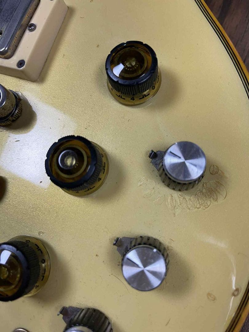 Ibanez AR 550 パールホワイト　フレット交換済み