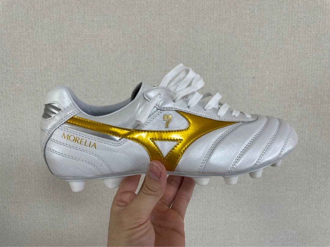 ミズノ　モレリア　モレリアネオ3　マーキュリアル　ナイキ　プーマ　アシックス