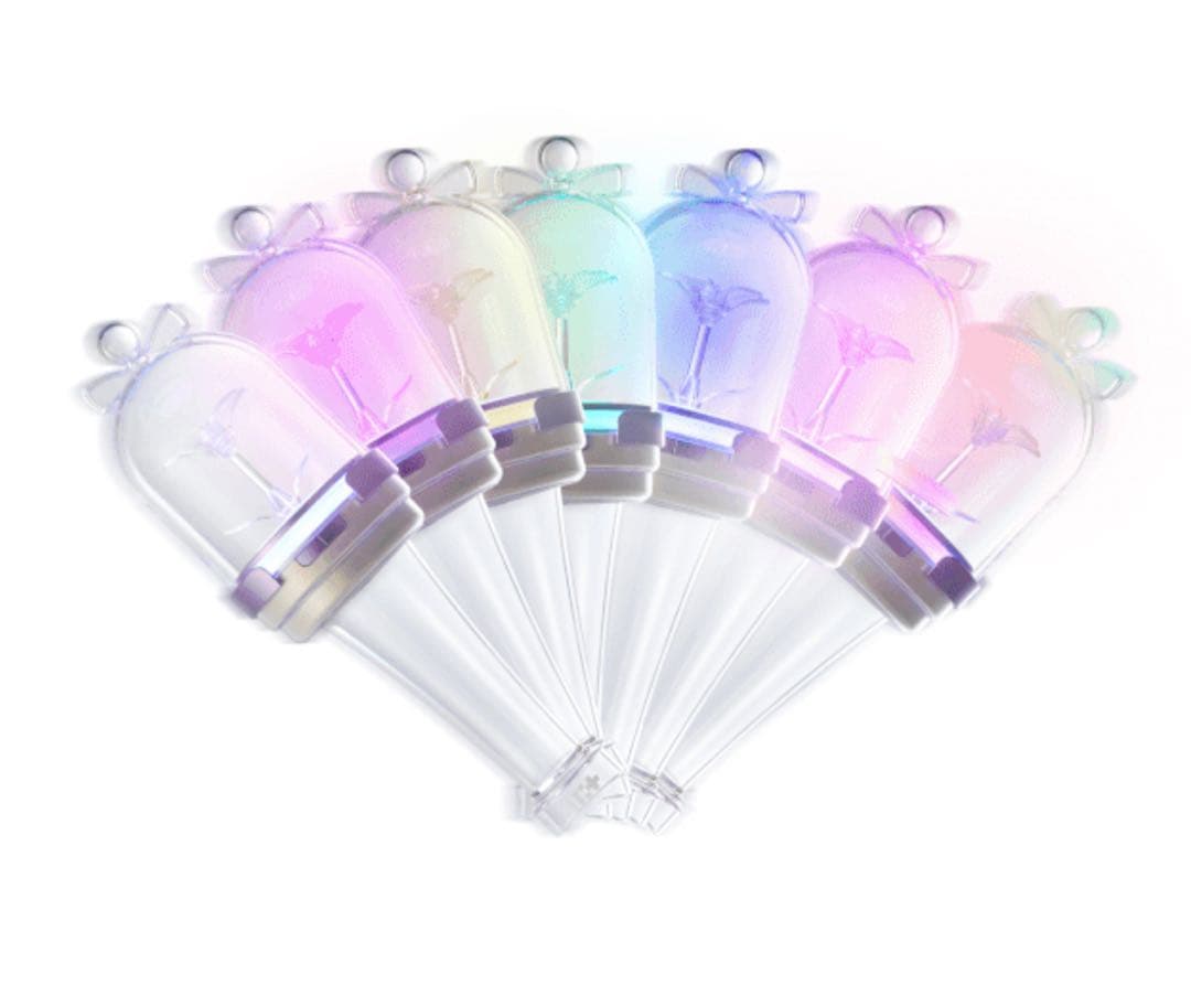 ILLIT　ペンライト　トレカ付き　公式　新品未開封　アイリット