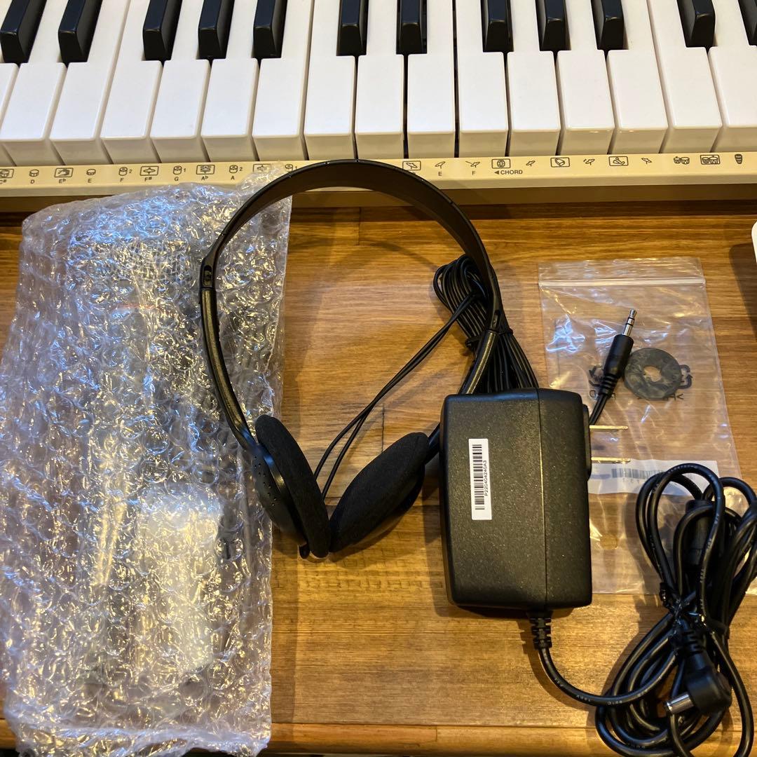 カシオ Casiotone 電子ピアノ LK-526 22年製