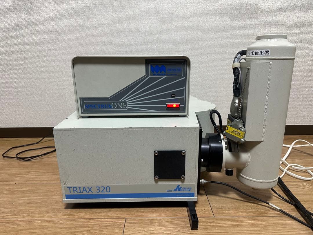 Y*e様 Horiba CCD-3000V & TRIAX 320 分光器