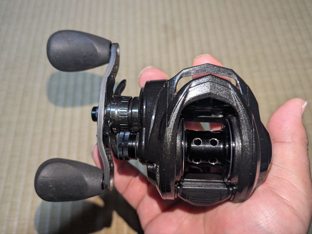 アブガルシア ROXANI 7-L ロキサーニ 7-L　 ハンドルノブ交換品