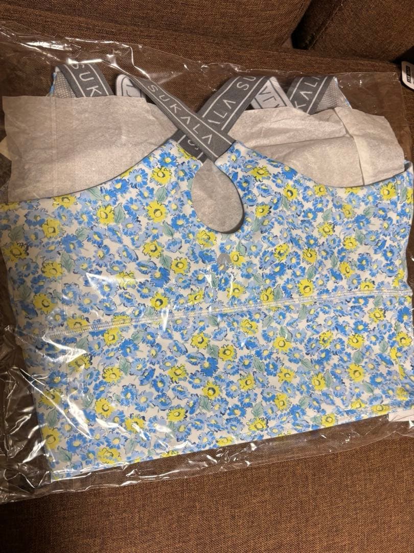 新品Mサイズ【SUKALA】フラワーガーデンプリントクロスロゴブラトップ