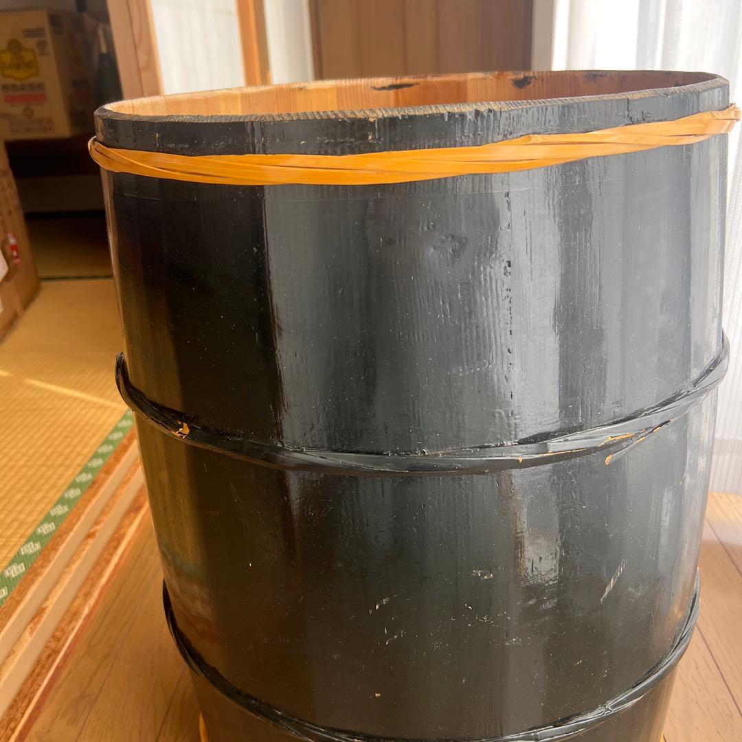 担ぎ桶和太鼓（胴のみ）