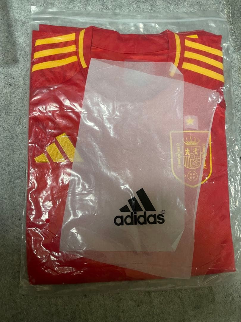 2024年スペイン代表ホームユニフォーム