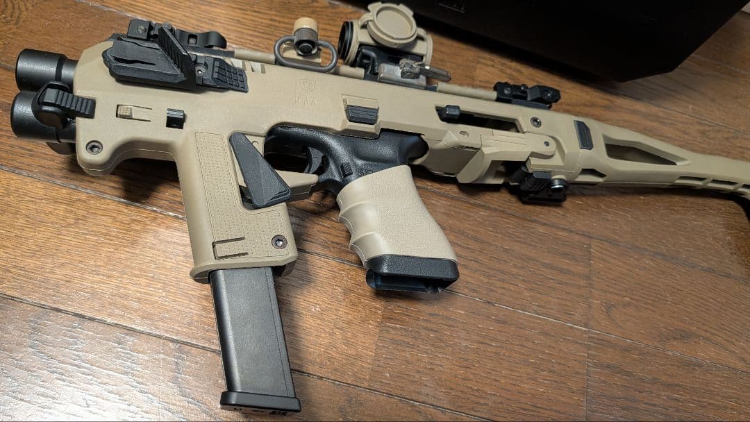 CAA タイプ Micro RONI+G18cガスガン+caaケース+おまけ