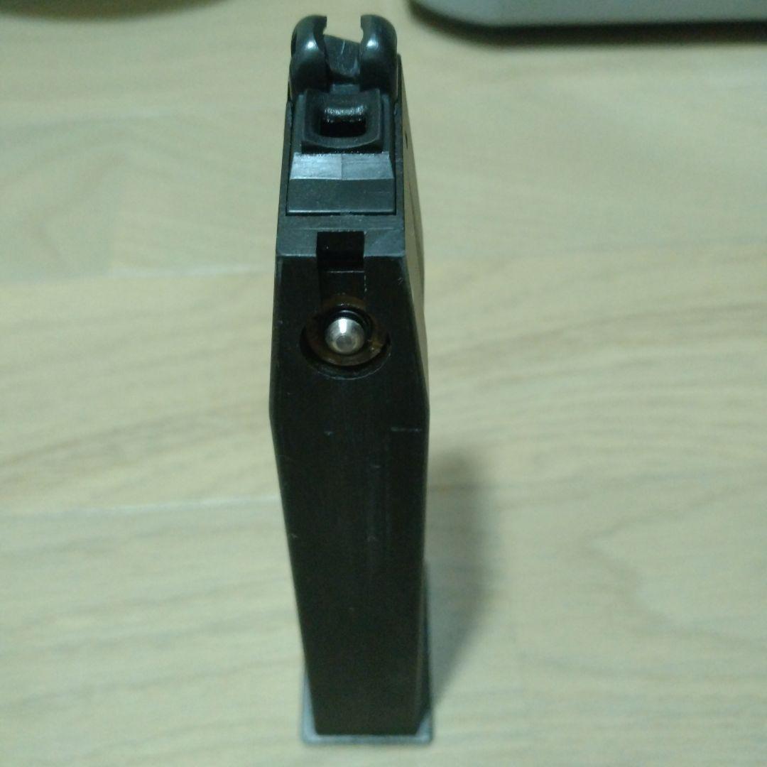 東京マルイ製ベレッタM92ガスガン　BB弾3000発と８割位残ったガス缶セット！