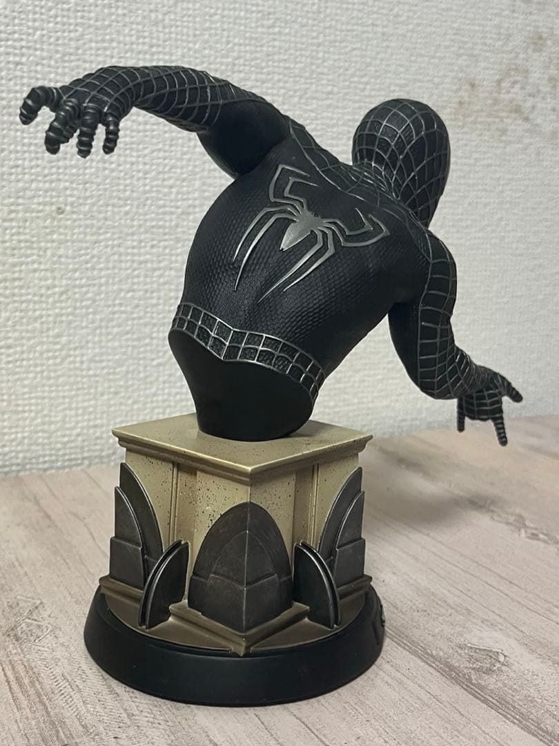 日本限定　スパイダーマン ミニバスト　ブラックバージョン　胸像
