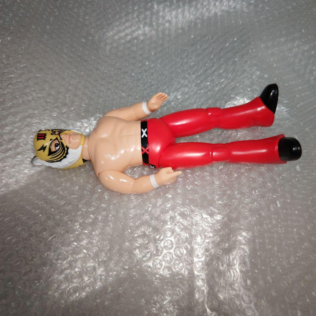 ソフビファイティングシリーズ　タイガーマスク　赤　メディコム・トイ