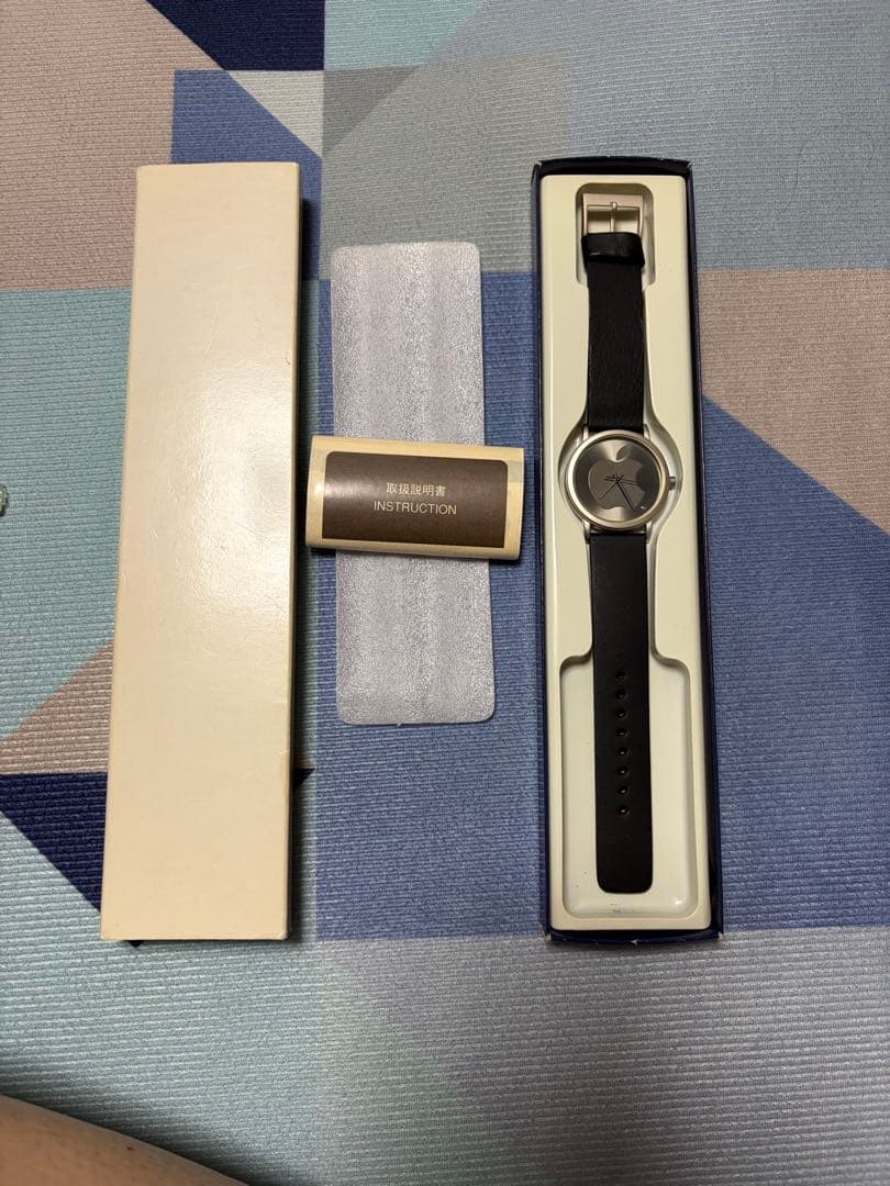 【未使用　要修理】Apple ロゴ 腕時計 クォーツ　セイコー製