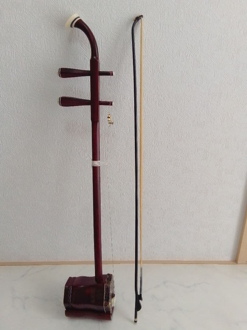 萬菊根 二胡 優質紫檀 錫芸楽器 中国 民族楽器 弦楽器 ケース付