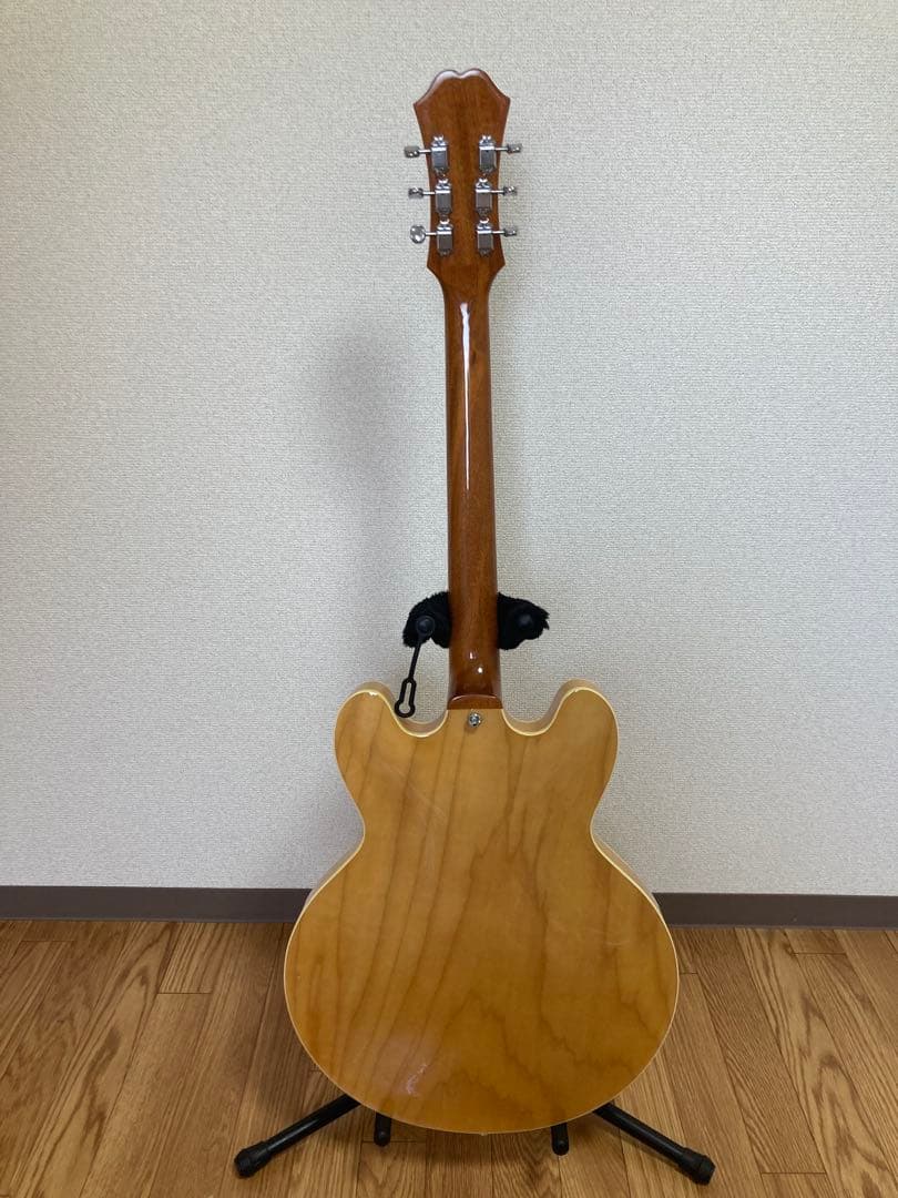 エピフォンカジノ　ナチュラル　ピアレス製