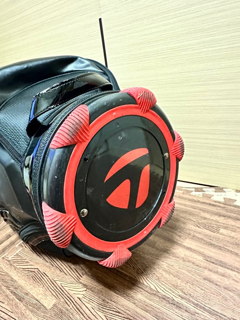 【値下げ】テーラーメイド　キャディバッグTUNED DISTANCE