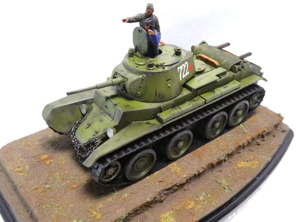 タミヤ 1/35 ソビエト戦車 BT-7 1937年型 完成品