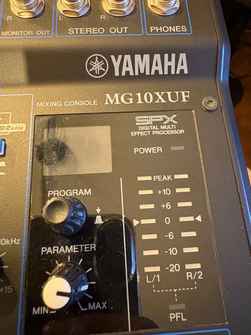 YAMAHA MG10XUF ミキシングコンソール