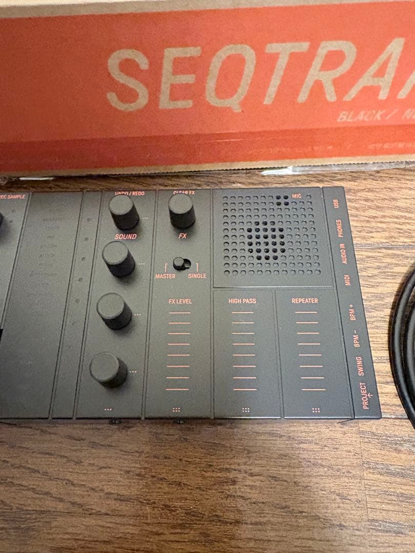 鍵盤楽器 YAMAHA seqtrak