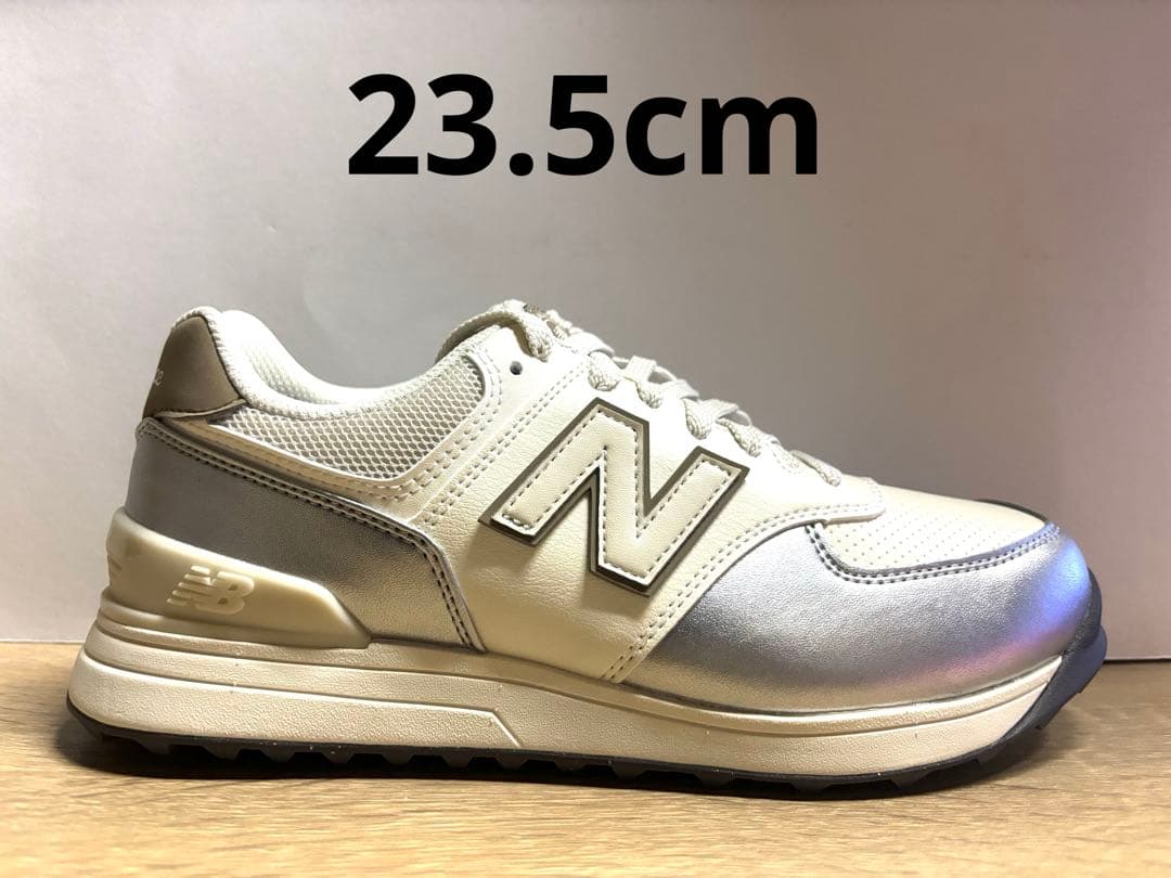 未使用23.5cm 2E ニューバランスゴルフWGS574S3 ホワイトシルバー