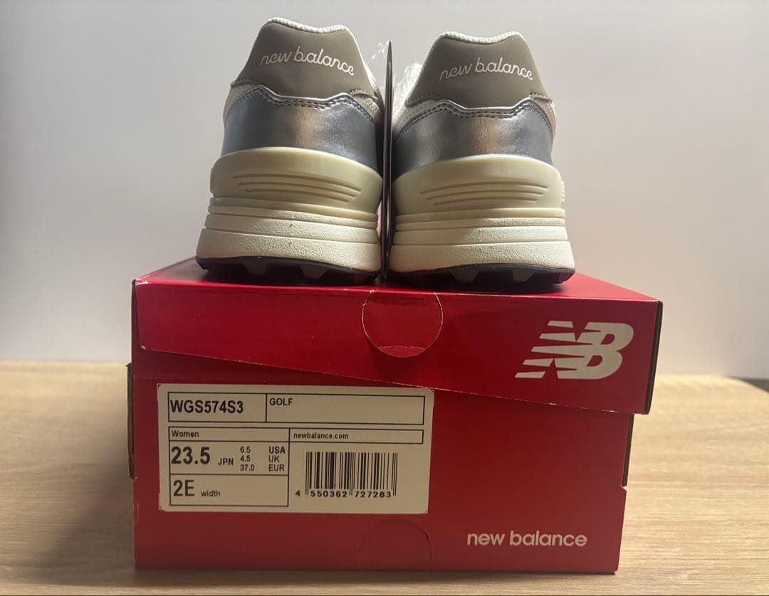 未使用23.5cm 2E ニューバランスゴルフWGS574S3 ホワイトシルバー