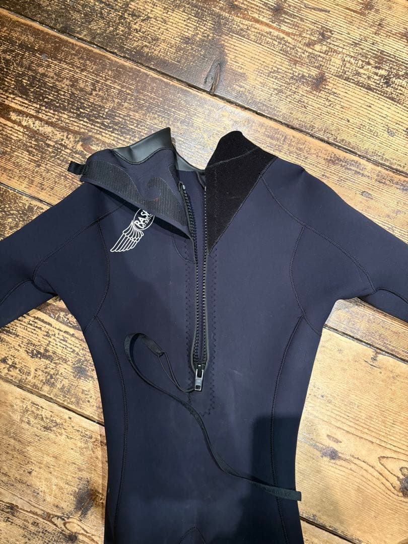 3ミリ　RASH黒ウエットスーツ　オーダー