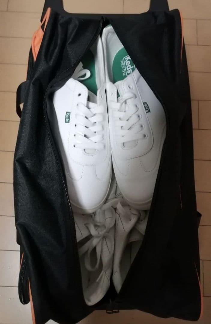 み*ー様 ボウリングバッグ2個用　新品　未使用　コンパクト設計　ボウリングボール