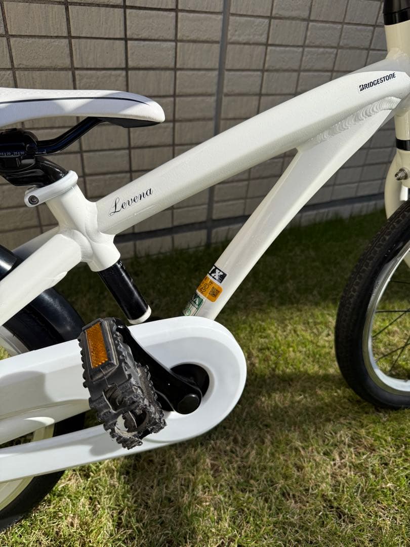 美品❗️ブリヂストン レベナ　子供用自転車　18インチ　世田谷区　ライト付き
