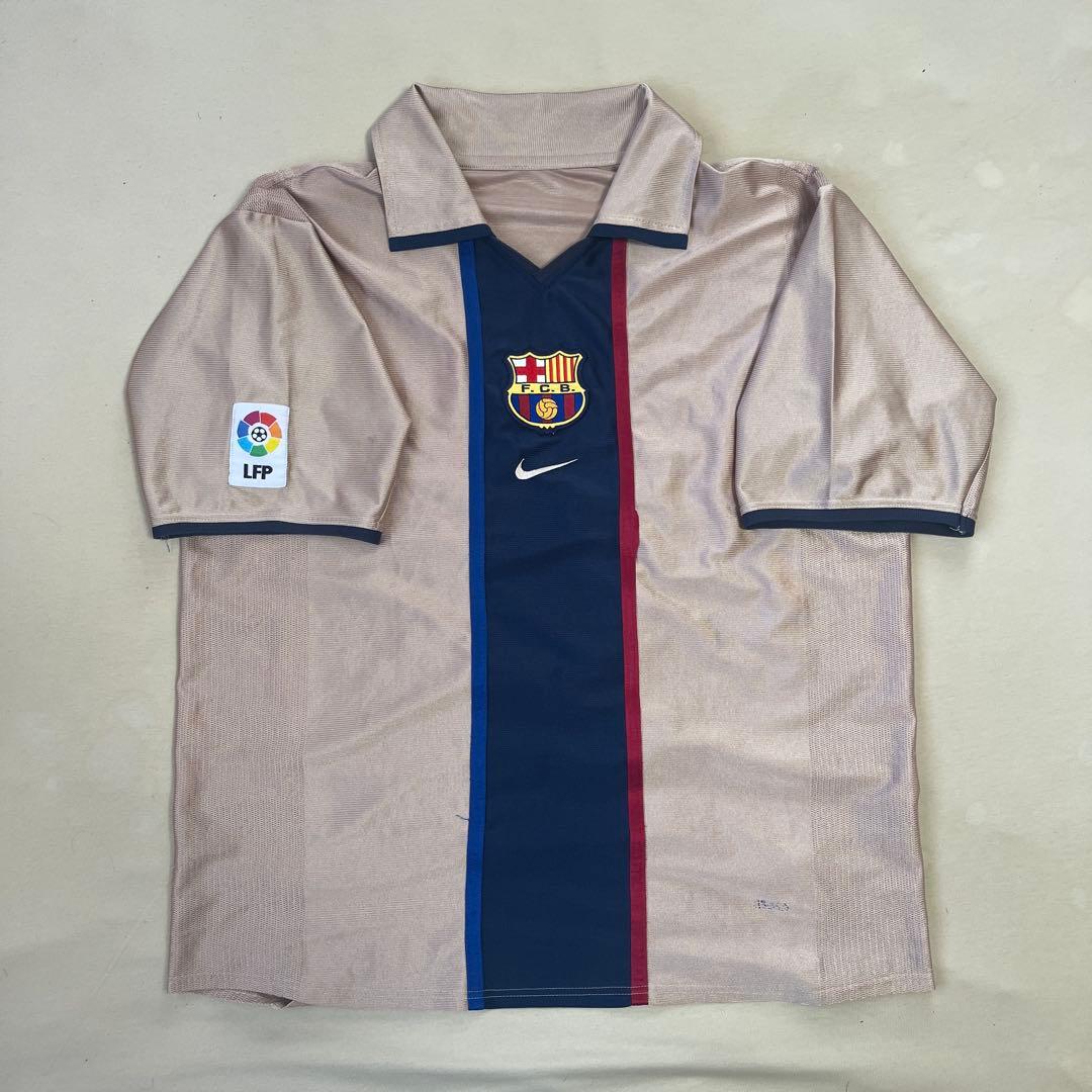 2001-02 FCバルセロナ アウェイユニフォーム