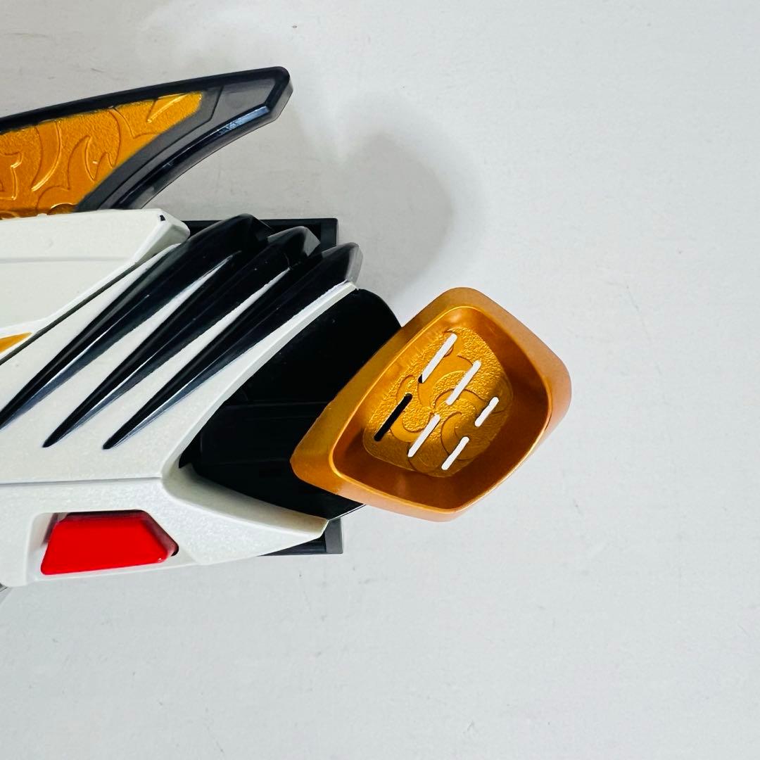 爆竜戦隊アバレンジャーダイノマインダー ステゴプレート・説明書付き動作確認済み