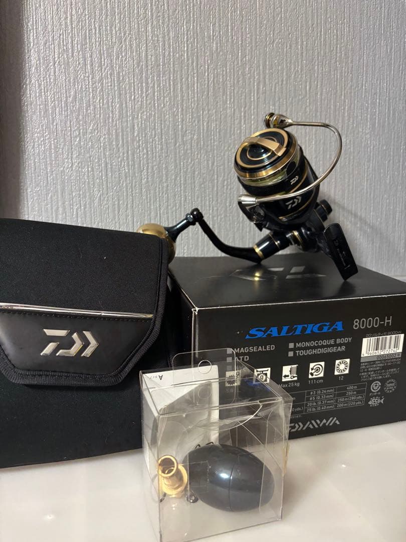 SALTIGA 8000-H スピニングリール　SLPアルミラウンドノブ付き