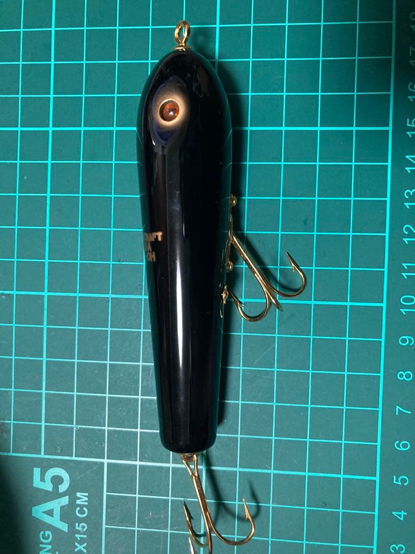 ハンドメイドルアー