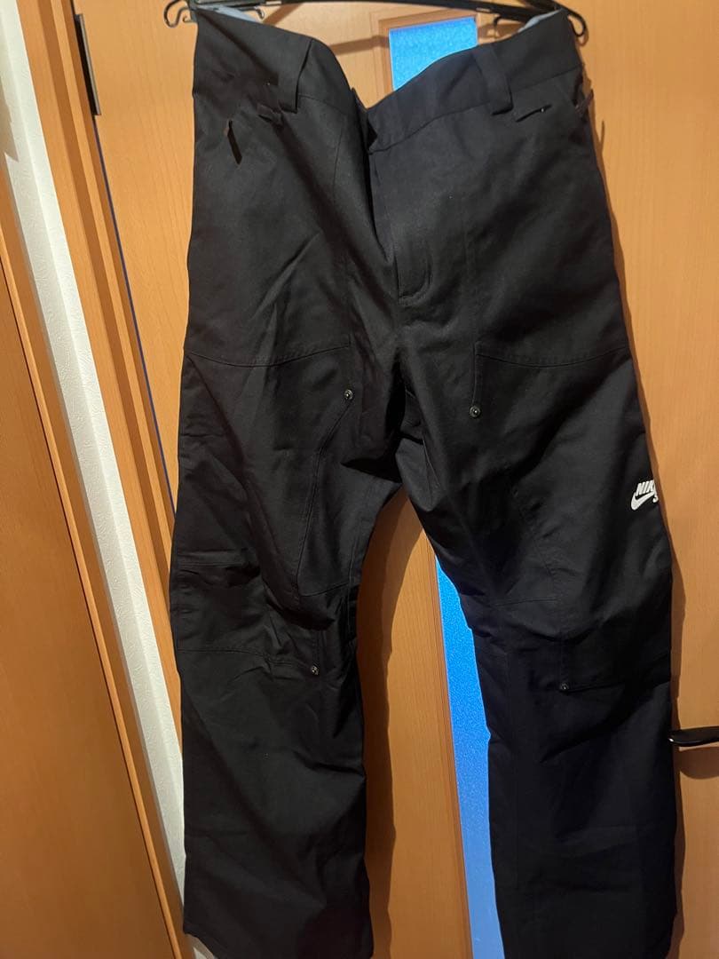 【新品】L nike sb boarding スノーボードウェア　パンツ