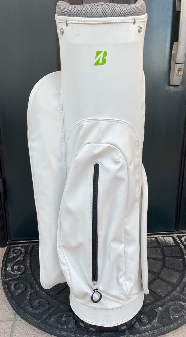 ★ BRIDGESTONE（ブリヂストン）ツアーB軽量ゴルフバック中古美品★