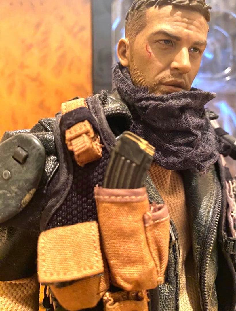 美品 マッドマックス トム・ハーディWasteland Ranger デスロード