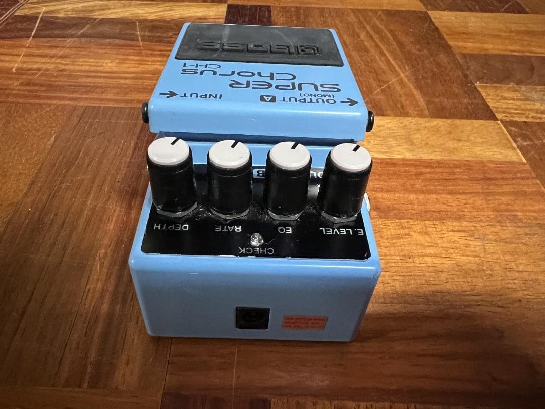 BOSS CH-1 SUPER　CHORUS　スーパーコーラス　ピンクラベル