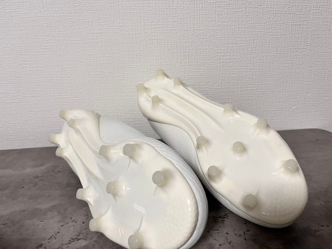 【新品】【箱無し】adidas PRIME ラグビースパイクホワイト　25.5