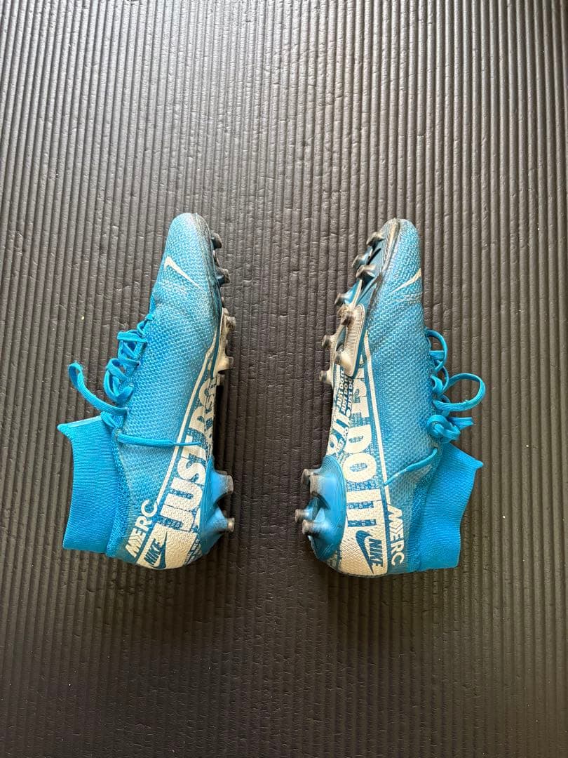 マーキュリアル 25.5