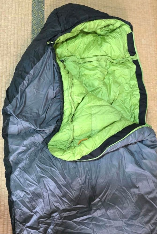 Mammut Ajungilak Compact マムートの寝袋　アウトドア用