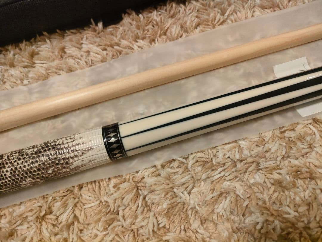 エクステ無し。　王思诺　ワン・スーヌオ　キュー　ビリヤード　ワン・スーノウモデル