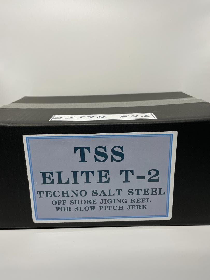 コンバイン　TSS ELITE T2 RH（ガンメタ）【未使用・極美品】